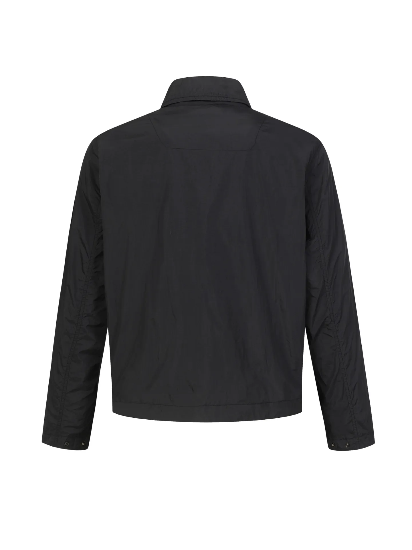 P360 STONE ISLAND black metal nylon jacket Lapel zipper design Breathable mesh inside Made of customized metal nylon fabric Cost is quite high Y-shaped cross-section Fastness level 3 or above Windproof, anti-splash, anti-static Garment dyeing technology gives a unique light metallic luster Simple and elegant design Compass mark on the left chest Left sleeve logo Uniform for men and women Suitable for daily commuting Size: S M L XL